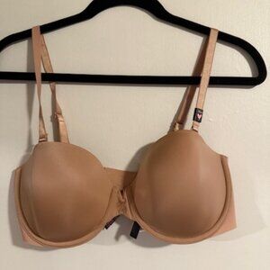 Victoria's Secret Bare Invisible Solutions Lightly Lined Smooth Strap / Straples